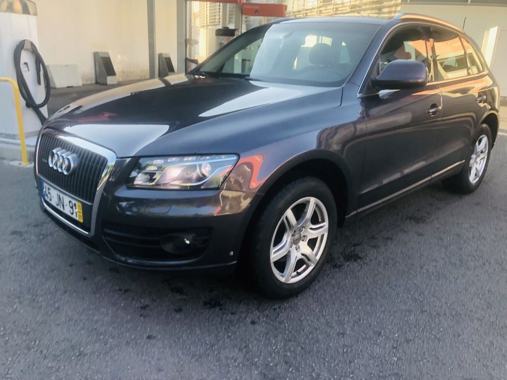 Audi Q5 2.0Tdi Quattro (aceito retoma)