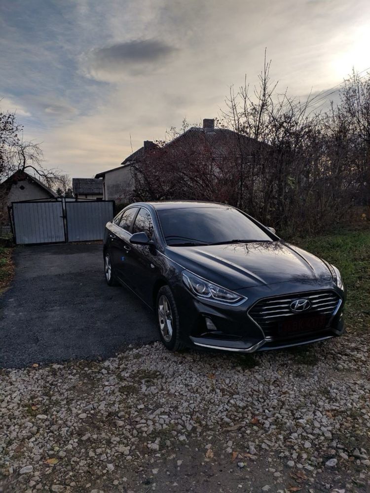 Продаж Hyundai Sonata