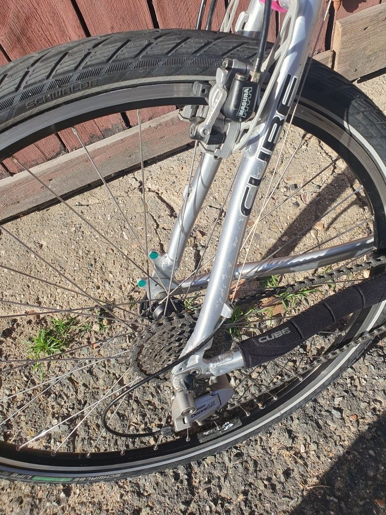 Cube overland shimano deore lx magura11