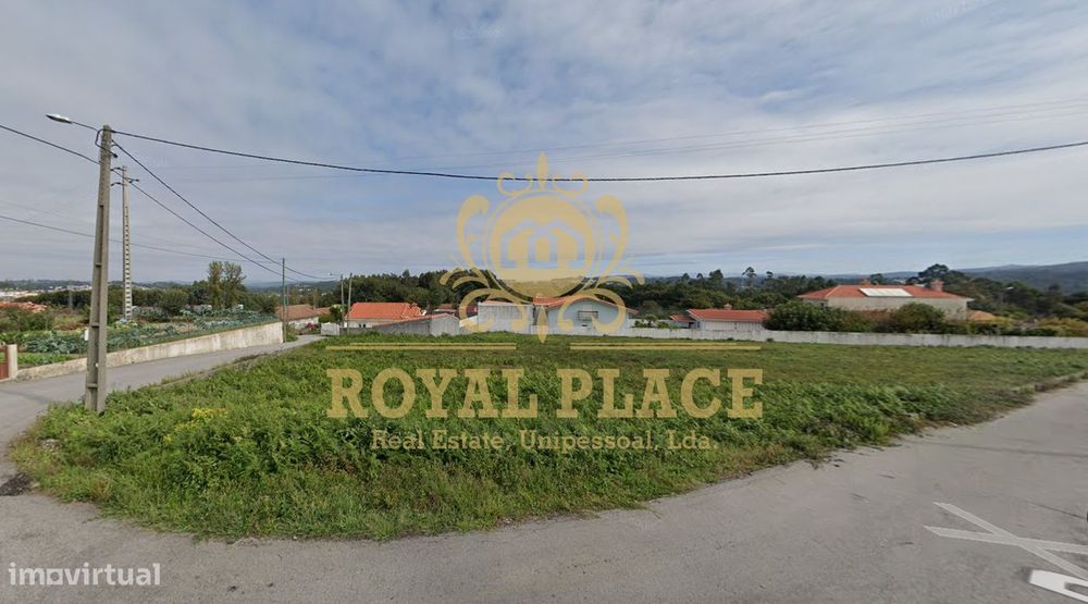 Terreno com 850 m2 em Fiães