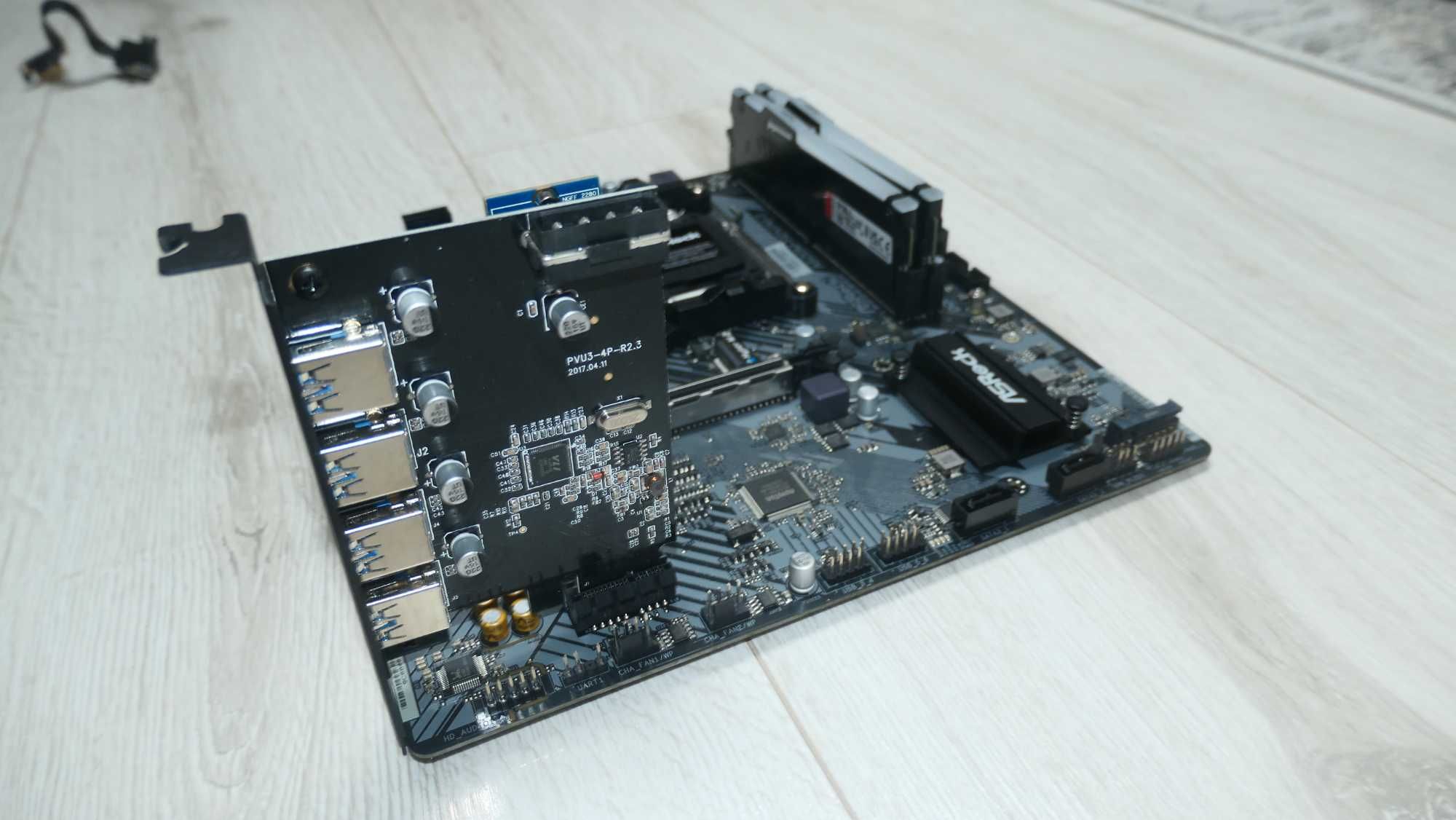 Zestaw Płyta ASRock A620M-HDV/M.2 pamięć DDR5 5600 2x32GB CL40 gratisy
