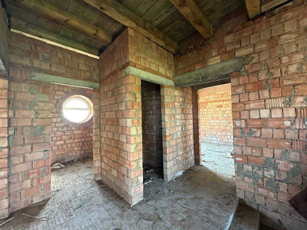 Котедж в с.Солонці "Козирна Вісімка"