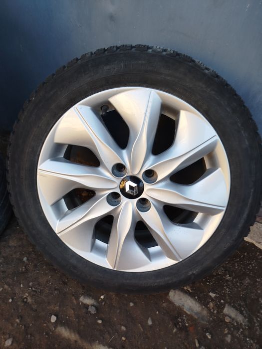 Колеса в зборі на Рено зою