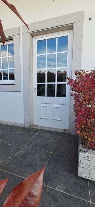 Porta alumínio e vidro