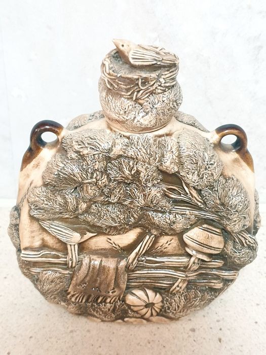 Linda garrafa / cantaril em cerâmica artistica