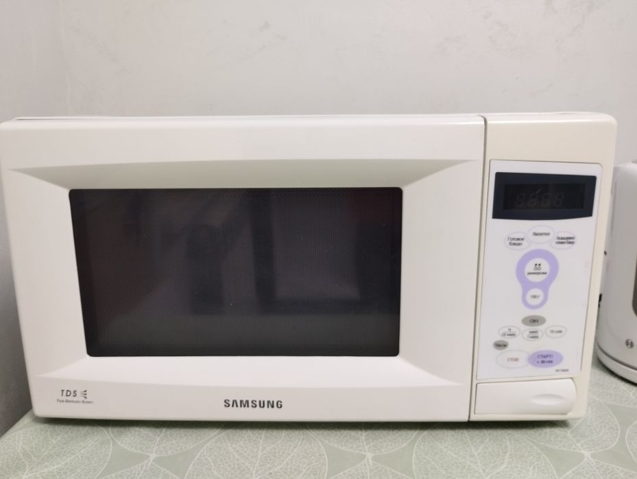 Продам мікрохвильову піч