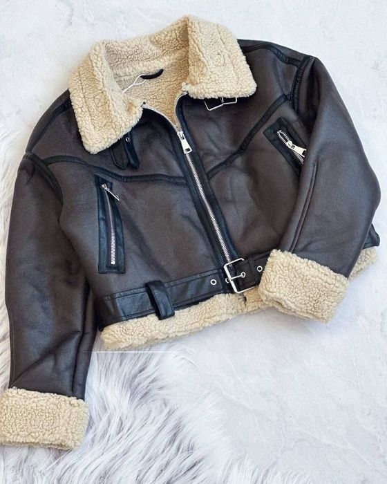 Жіноча укорочена дублянка шоколад