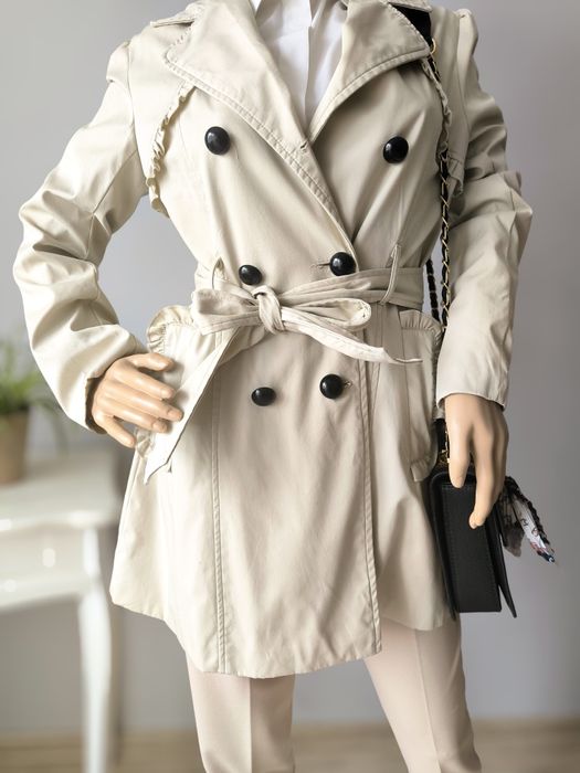 Beżowy trencz bawełniany, elegancki, dwurzędowy, rozm. M L 38 40