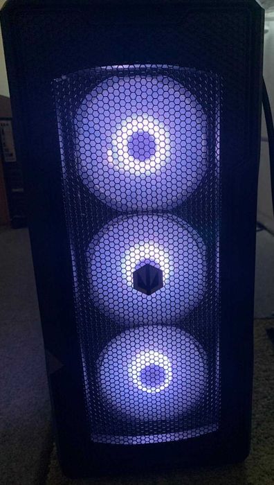 Komputer Ryzen 7800X3D | RTX 4070 Ti Super 16GB | 32GB DDR5 | 1 TB SSD