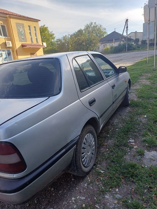 Nissan Sunny 1993 року 2.0 дизель 1200$ На ПРОДАЖ