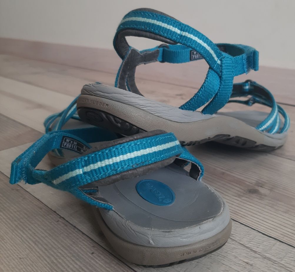 Босоніжки Teva (р.40)
