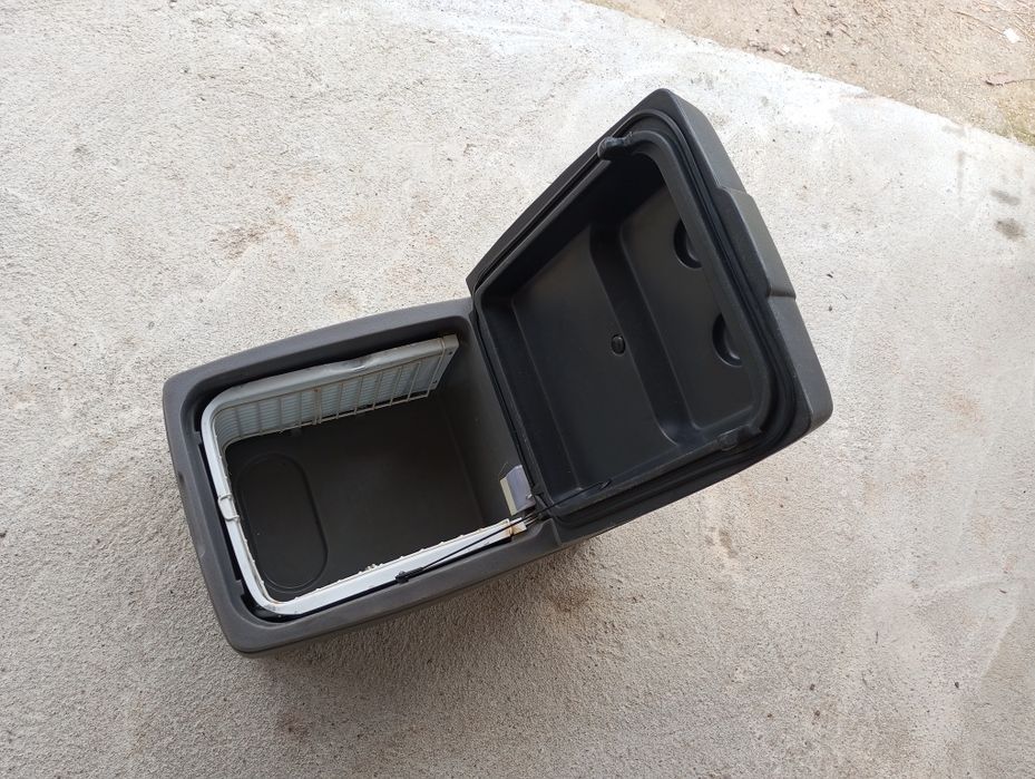 Frigorífico camião/ caravana  12vlt 24vlt 220vlt 12vt 24vt 220vt