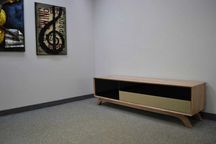 KOMODA RTV TROMSO akacja lakierowana szkło 180x45x50 cm
