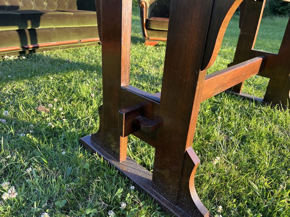 Drewniany stół z Francji