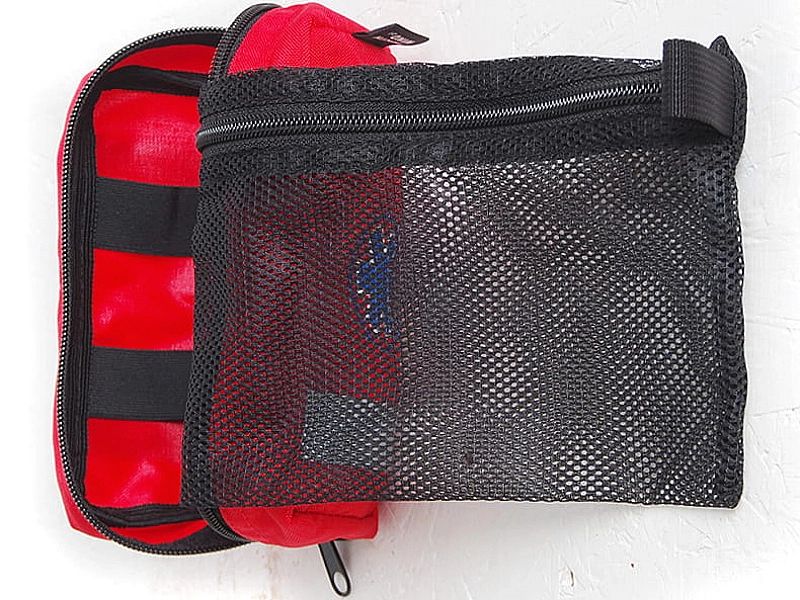 Mini Apteczka osobista z wyposażeniem AOMini Cordura NorthWind odblask