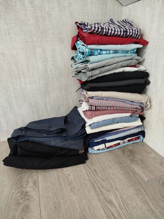 Віддам чоловічі сорочки