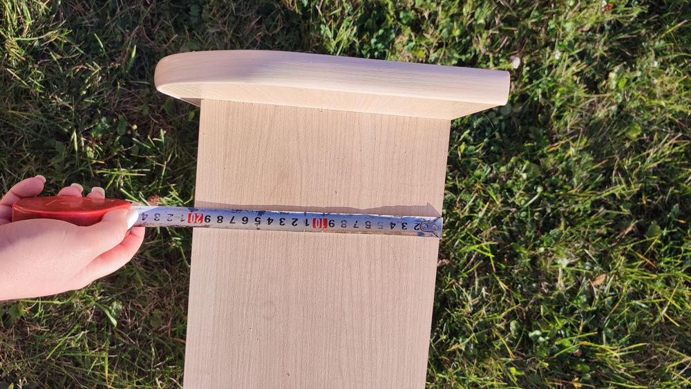 Настінна полиця. У наявності є дві