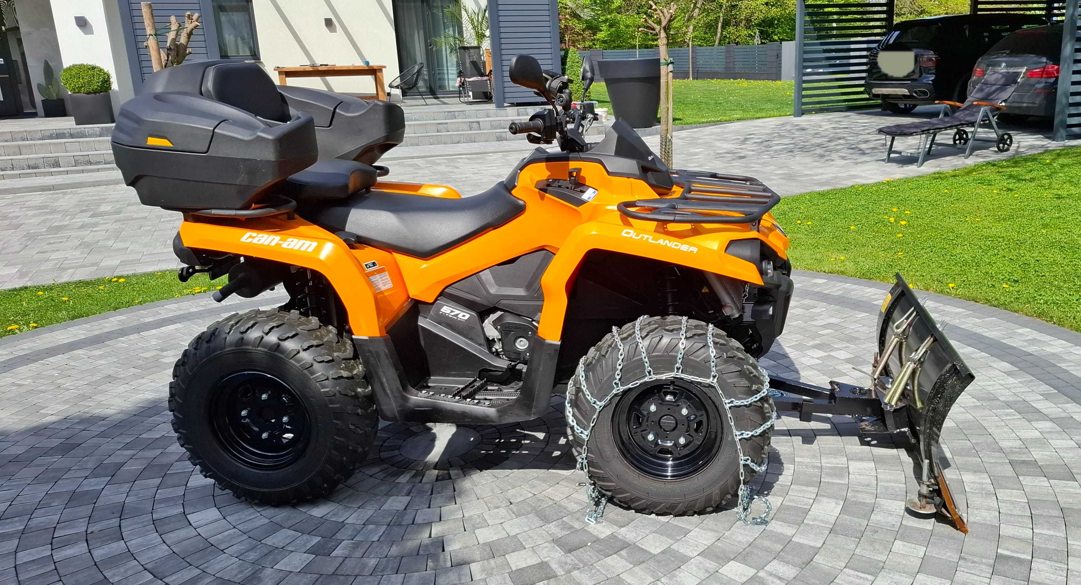 Quad CAN-AM OUTLANDER 570 V-twin, 2021 r.