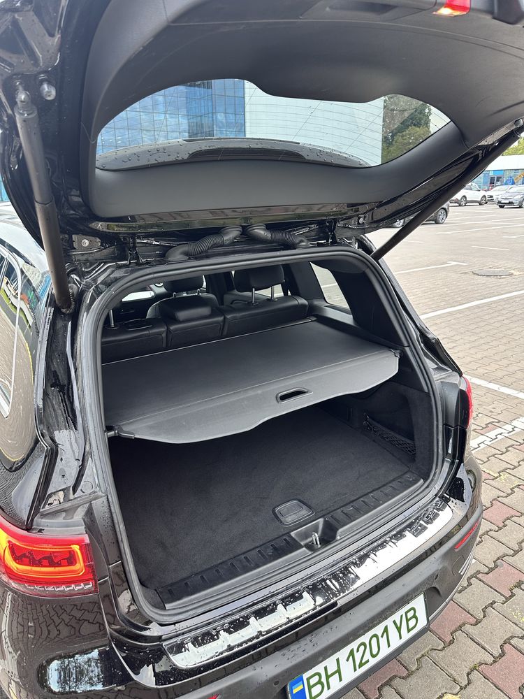Mercedes EQB 250+