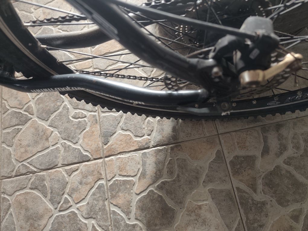 Bicicleta btt  estado razoável