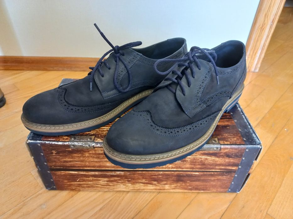 Чоловічі черевики