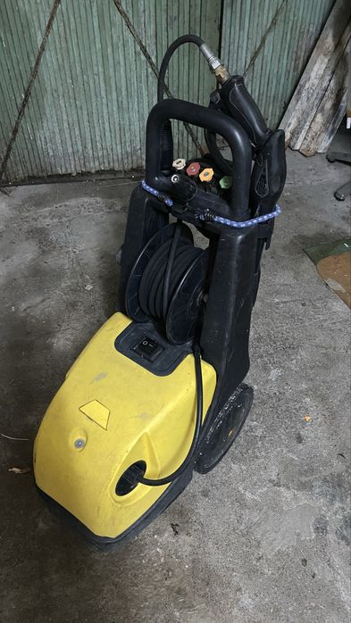 Maquina de pressao LAVOR