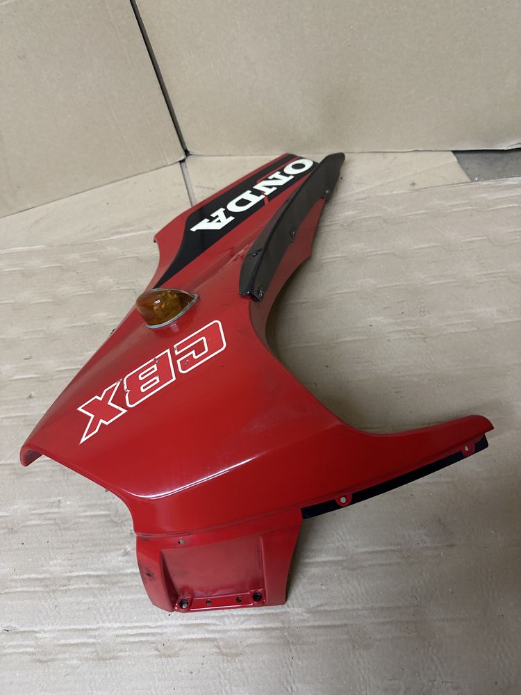 Honda CBX750 Czasza Bok Czacha Prawa