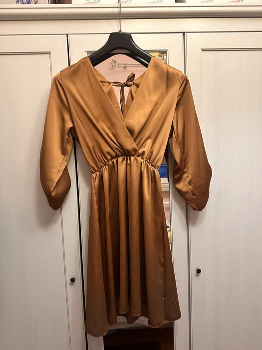 Sukienka lato złota złoto rozmiar XS