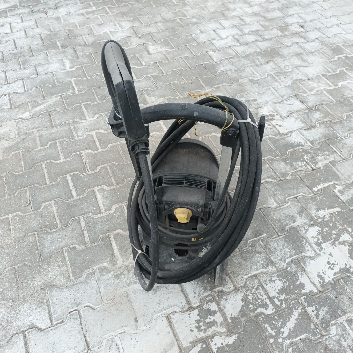 Lavadora de alta pressão profissional  hd  6/ 15 c