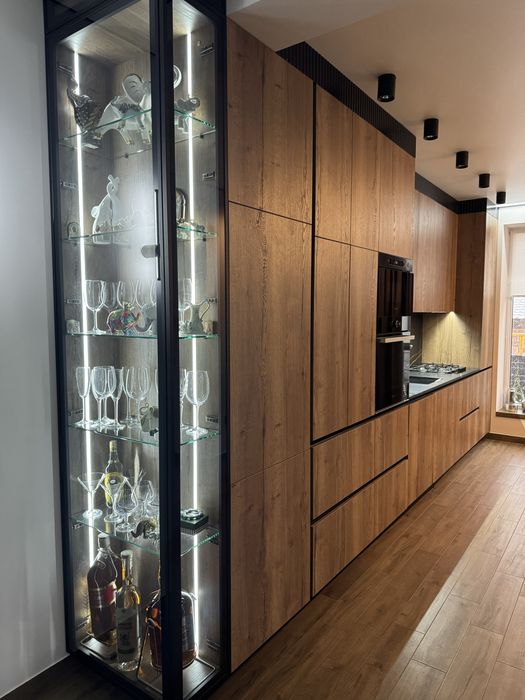 Продаж будинку в місті