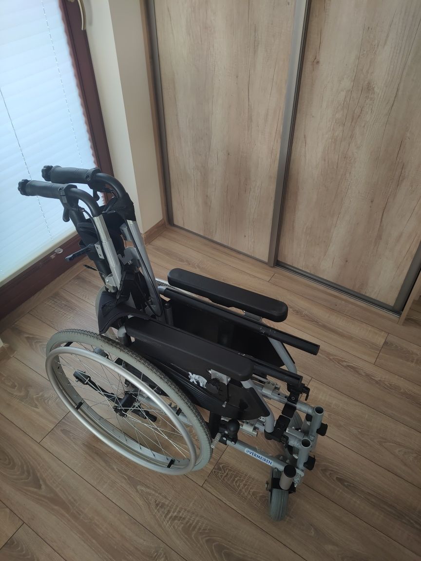 Wózek inwalidzki specjalny o podwyższonym komforcie Vermeiren