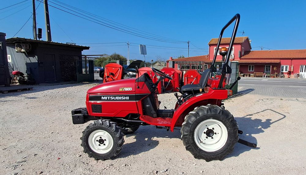 Tractor/Trator Mitsubishi MT 190D
