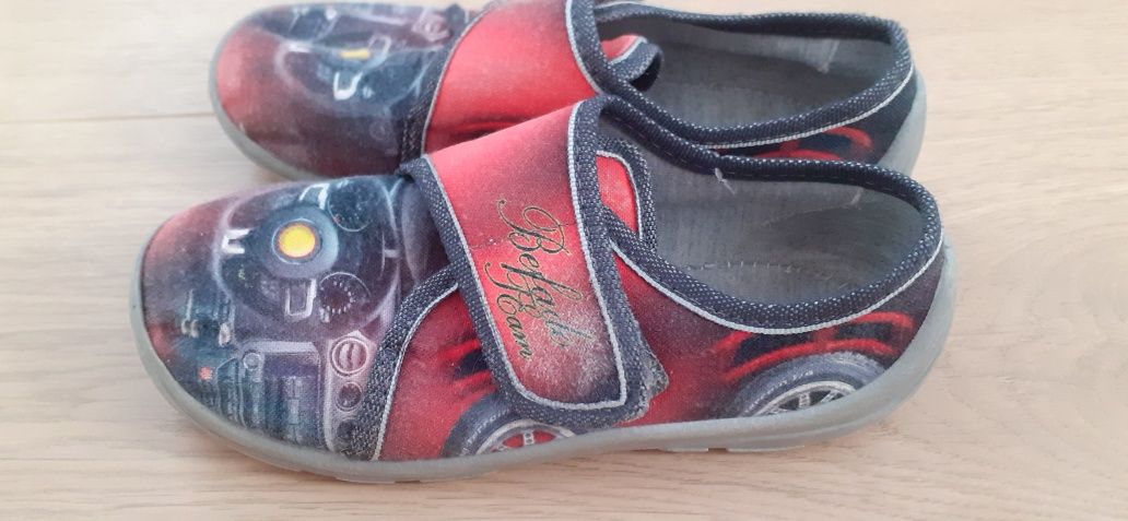 Buty kapcie Befado 27 w auto
