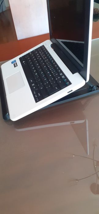 Suporte para computador portátil