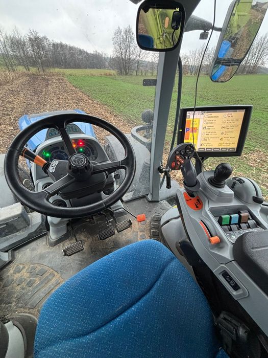 New holland t7.230  autocommand idealny!