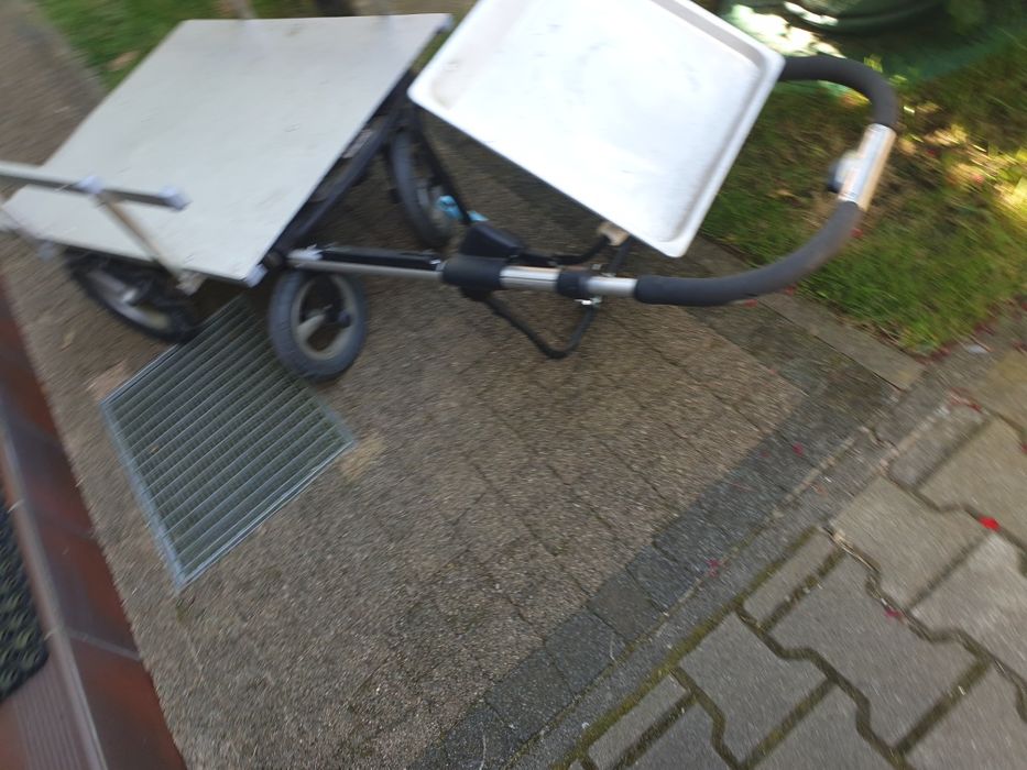 Wózek wędkarski na sprzęt