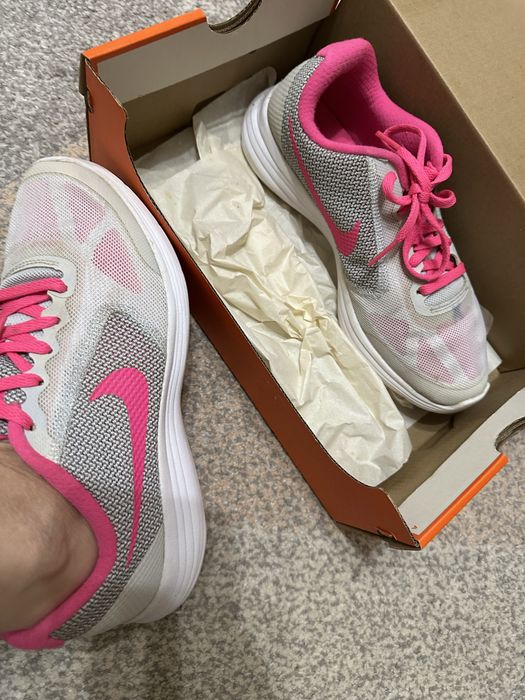 Кроссовки  Nike оригинал