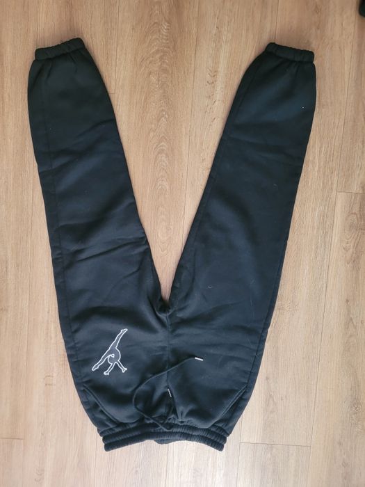 Spodnie dresowe i T-shirt z motywem tańca, rozmiar S