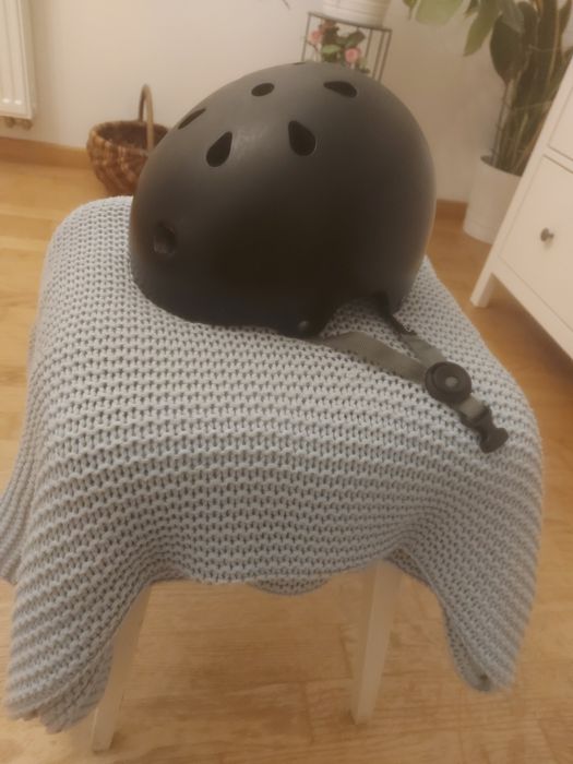 Kask orzeszek 55-58cm