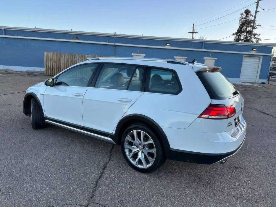 Volkswagen Golf Alltrack      2019