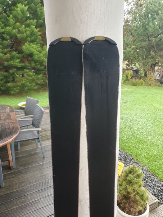 Sprzedam narty kilka razy używane stan bardzo dobry