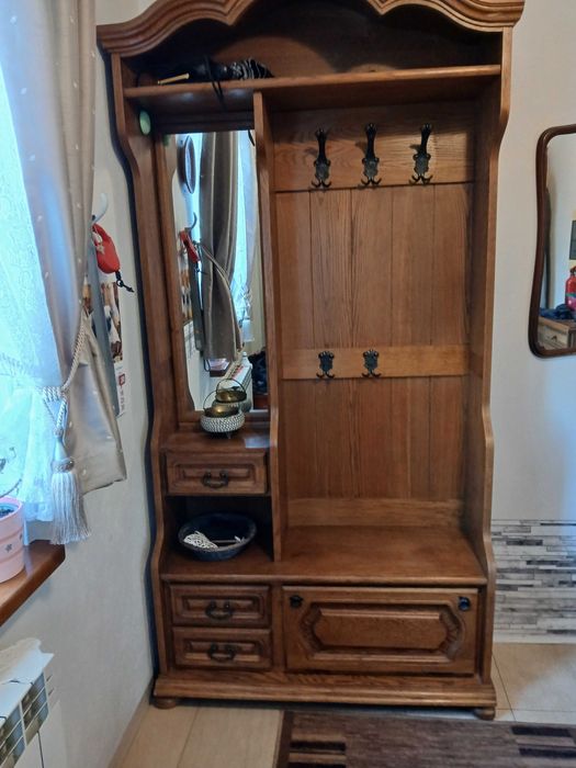 Garderoba wieszak z szafką na buty