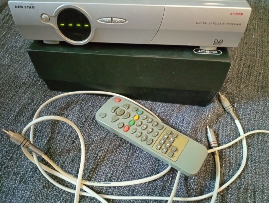 Тюнер NEW STAR ST-205M