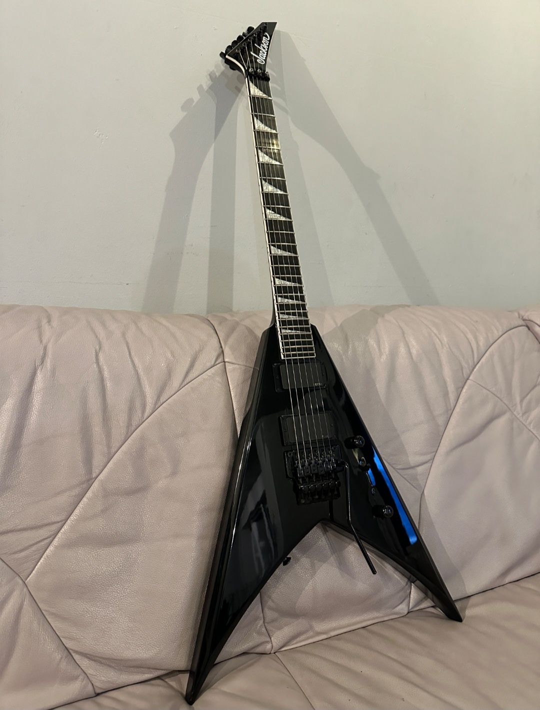 Gitara Jackson KVXMG King V