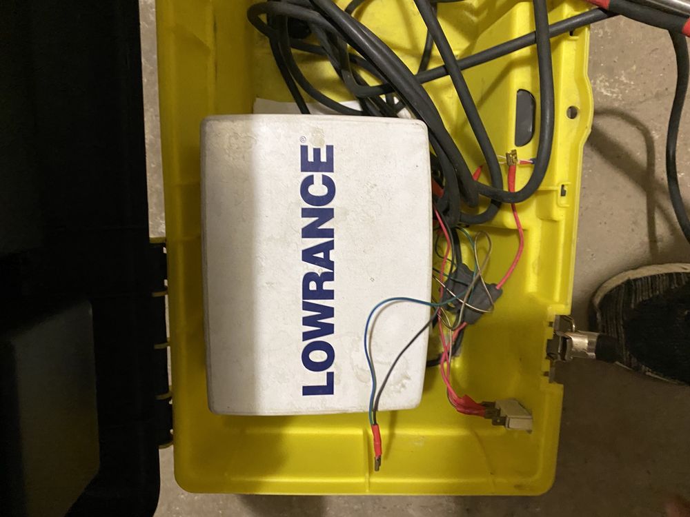 Ехолот Lowrance X125