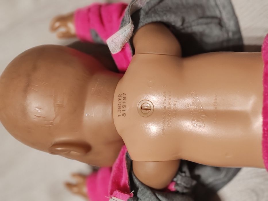 Bobas baby born siusia i płaczę