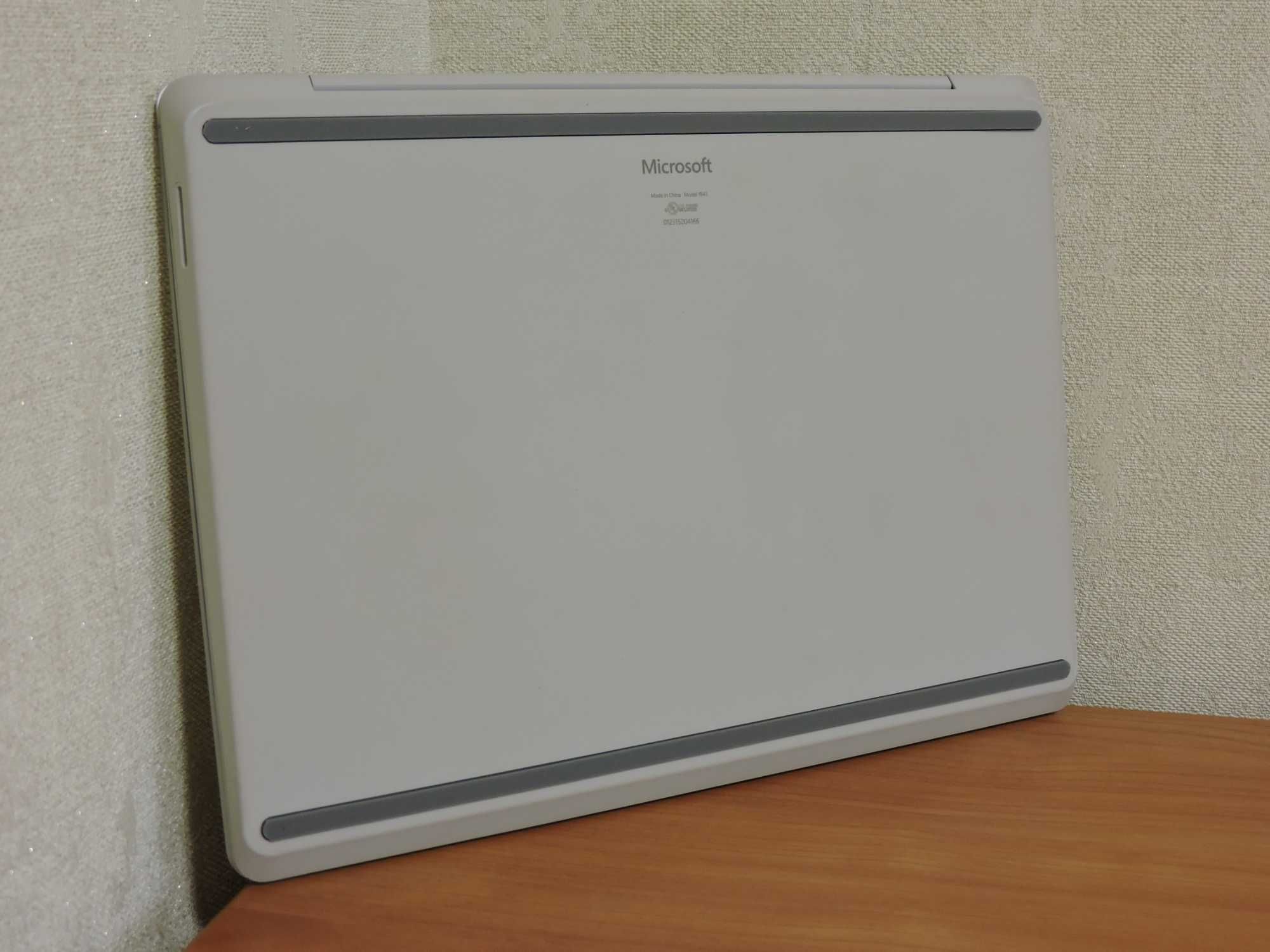 ультрабук Microsoft Surface Go 1943