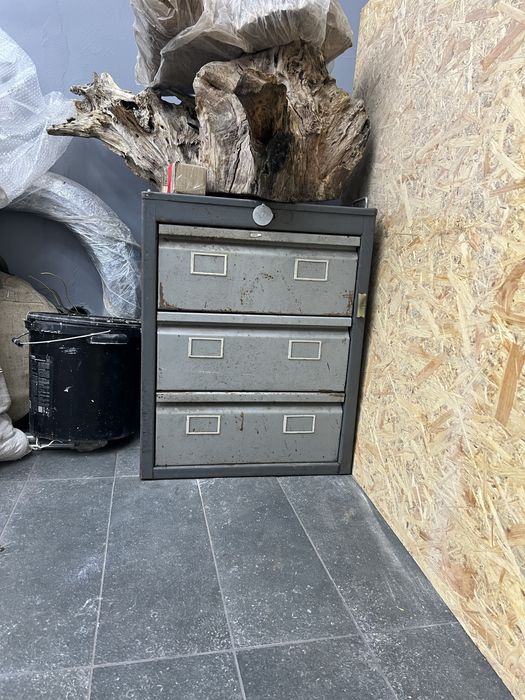 Ящик для інструмента , шафа  металева, верстак