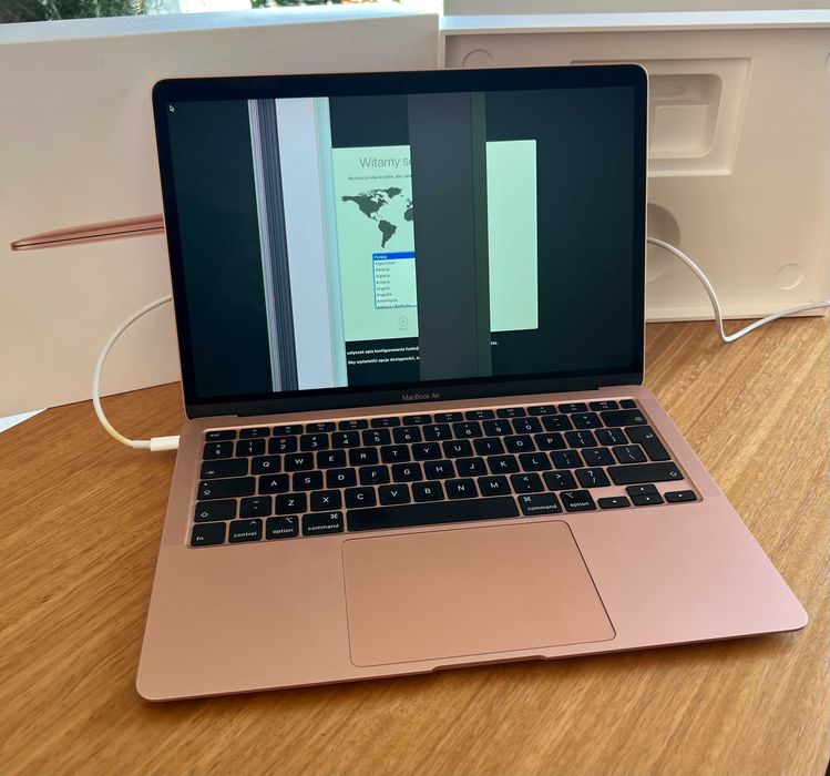 Laptop APPLE MacBook Air 13 /8GB/256GB