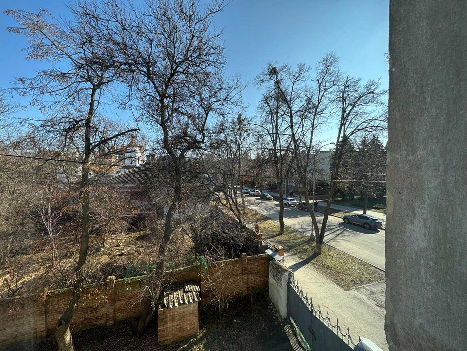 Двокімнатна квартира в Центрі з ремонтом та індивідуальним опаленням